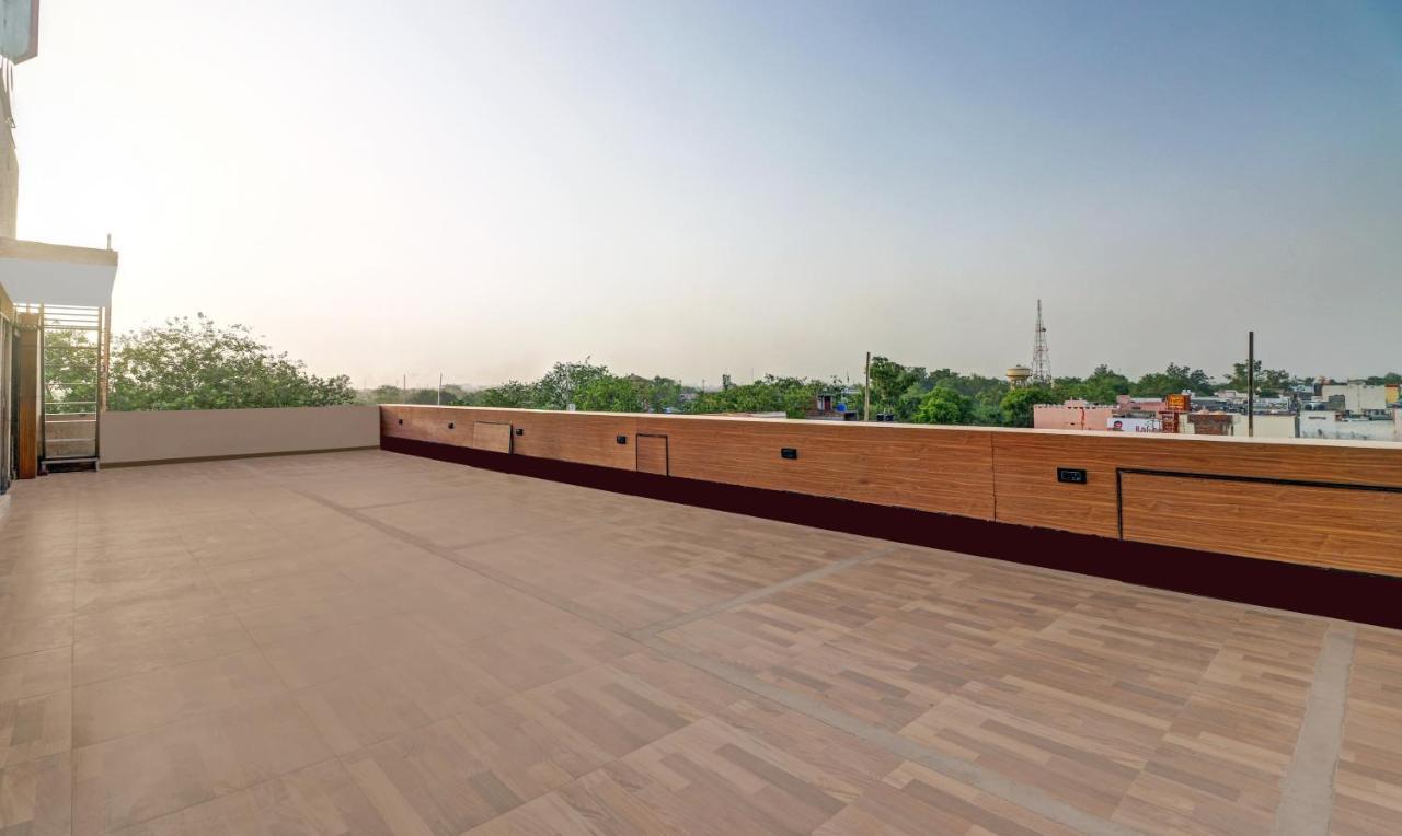 Itsy Hotels Anjali Mahal 500, Mtrs From Mathura Railway Station Zewnętrze zdjęcie