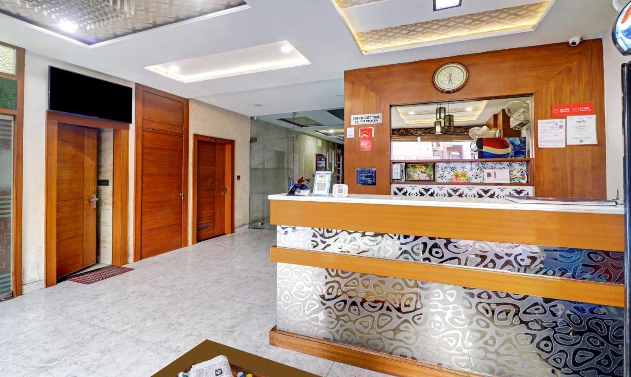 Itsy Hotels Anjali Mahal 500, Mtrs From Mathura Railway Station Zewnętrze zdjęcie