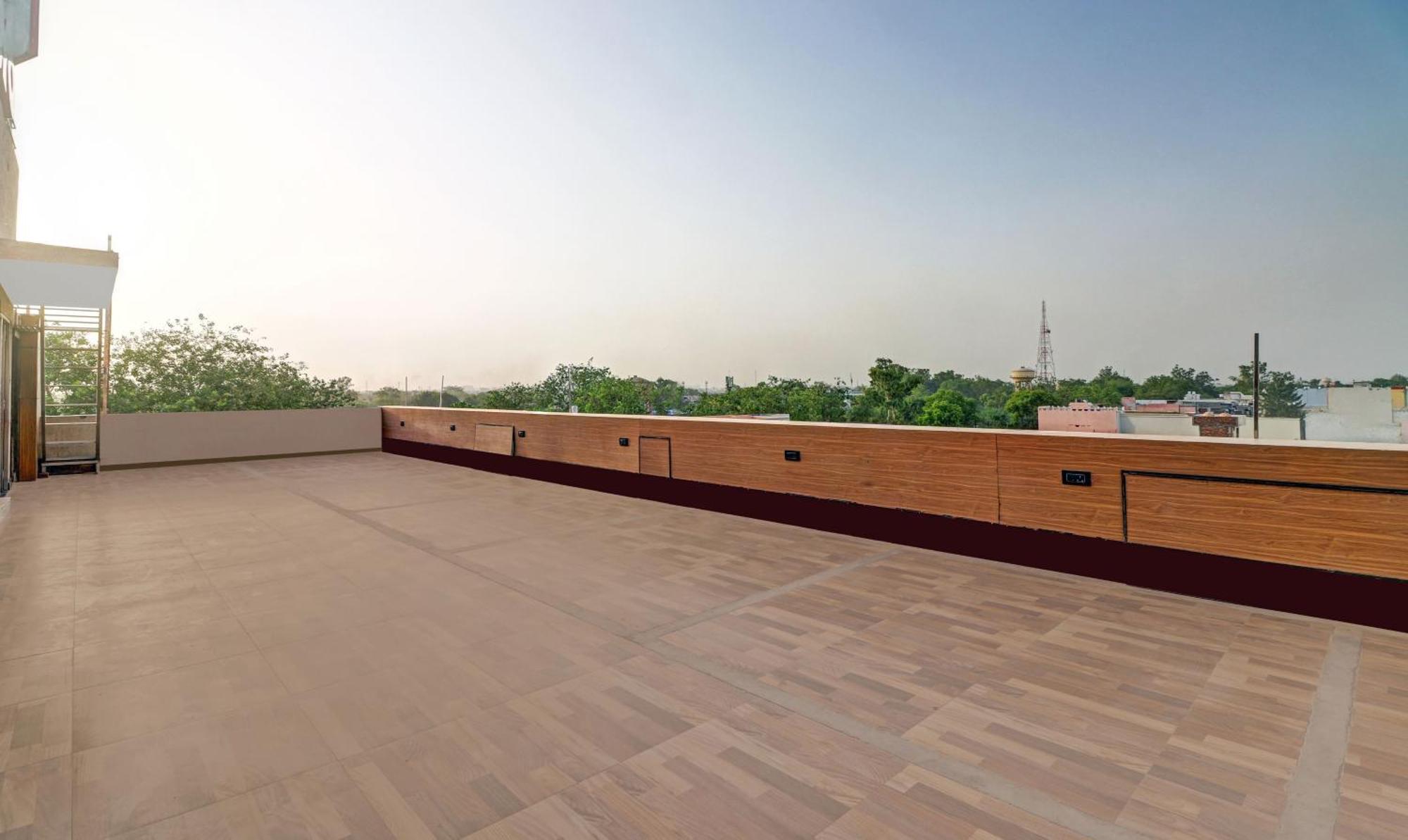 Itsy Hotels Anjali Mahal 500, Mtrs From Mathura Railway Station Zewnętrze zdjęcie
