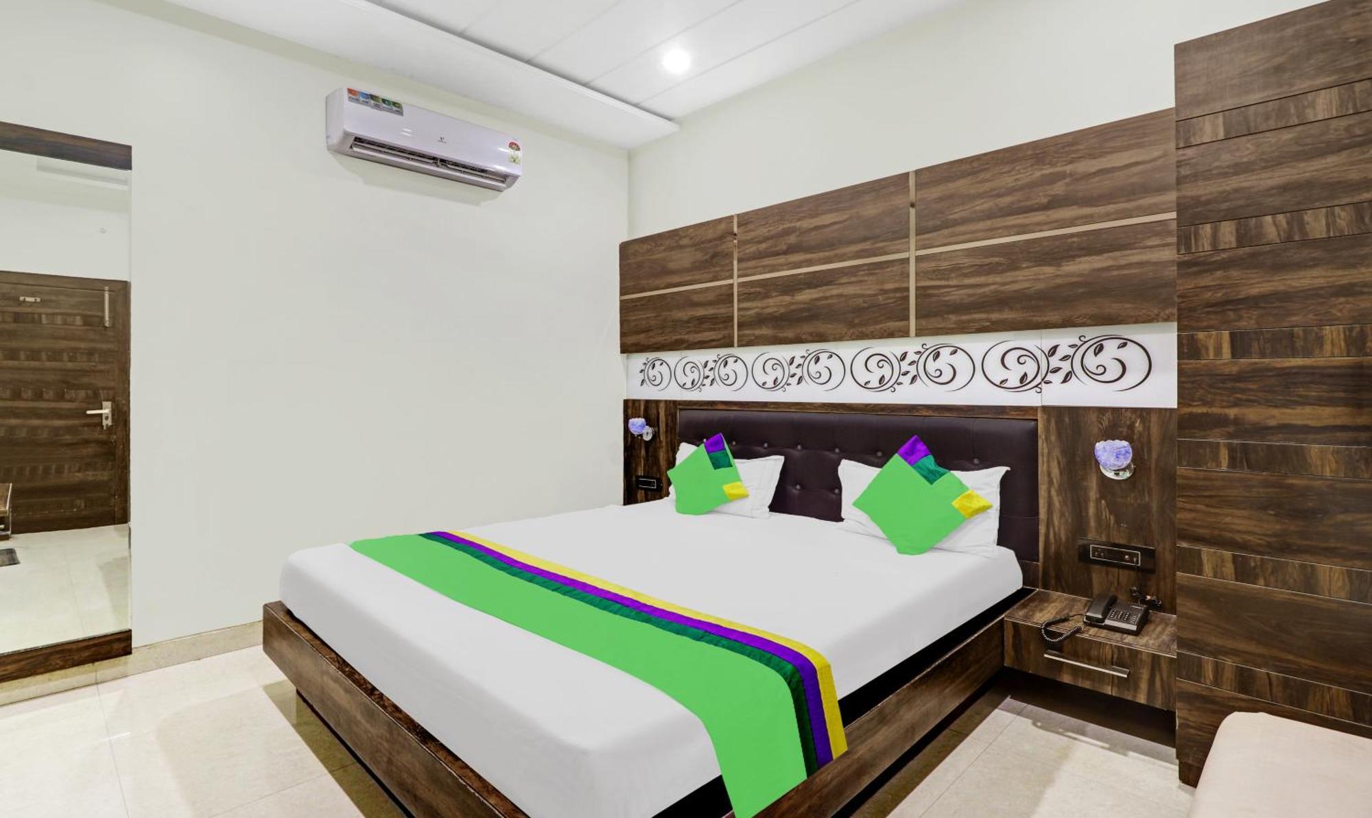 Itsy Hotels Anjali Mahal 500, Mtrs From Mathura Railway Station Zewnętrze zdjęcie
